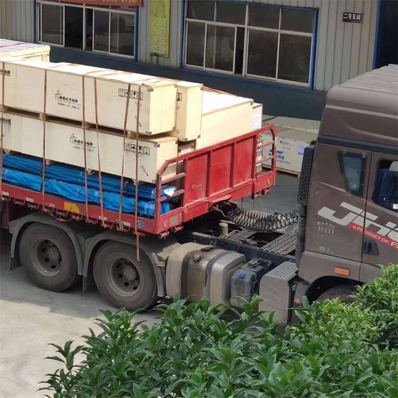 承德至新疆阿勒泰福海县物流专线，一站式服务，让您的货物畅行无忧